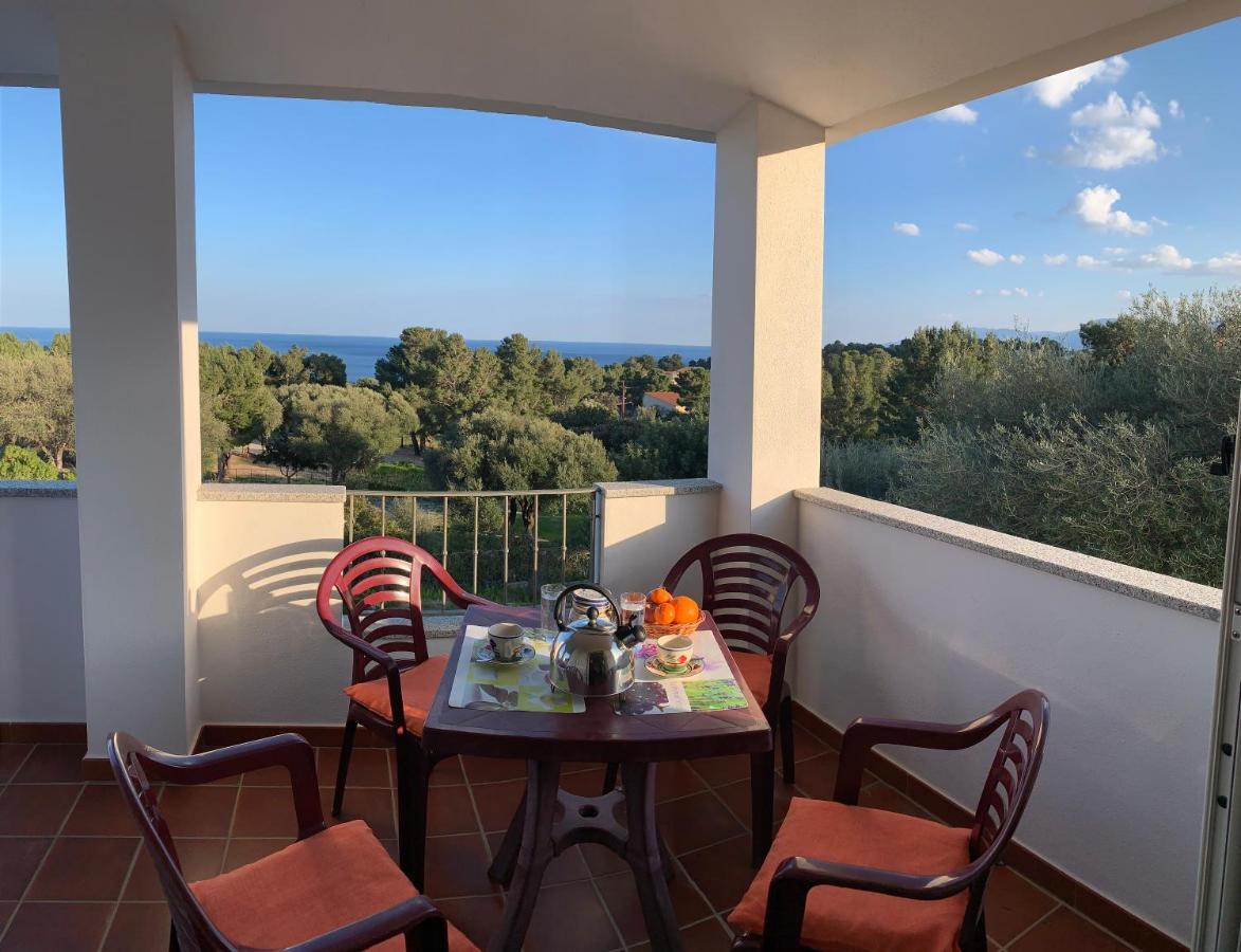 Delfino Apartment Cala Gonone Exterior photo